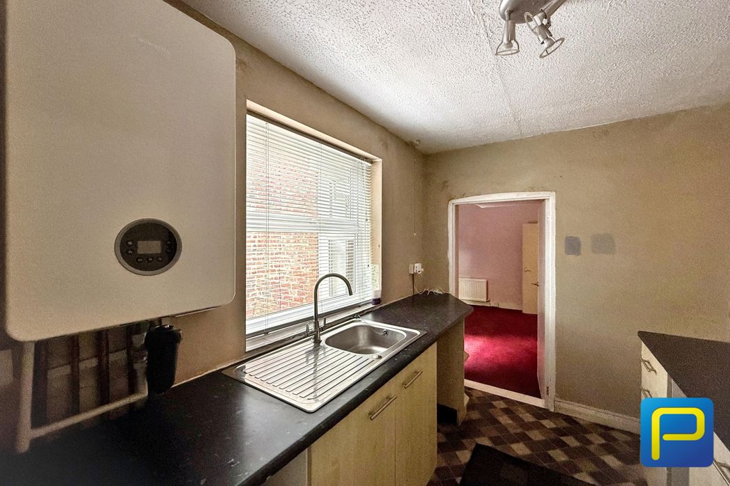 Property image 8 of 18