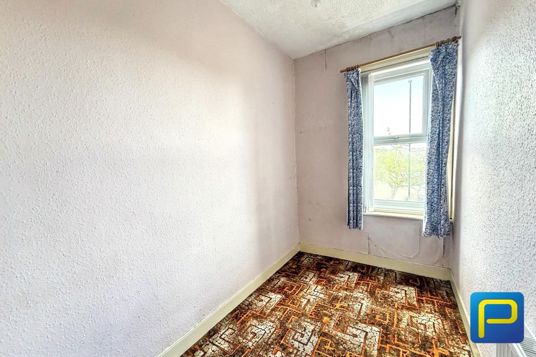 Property image 16 of 18