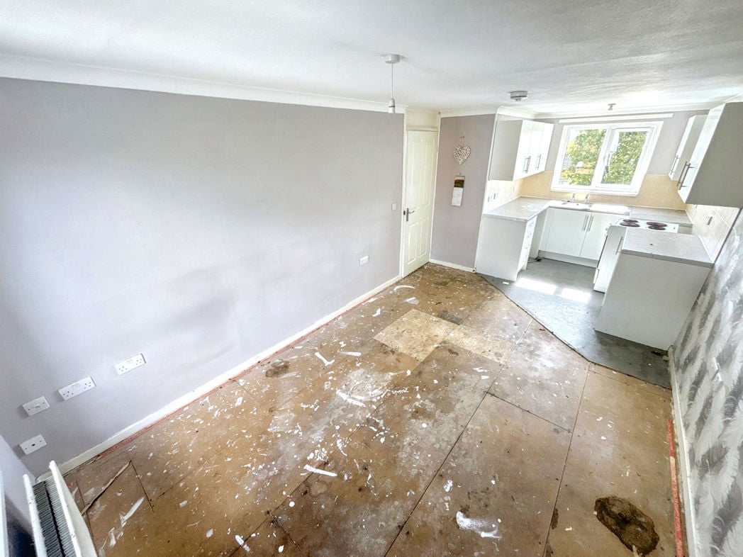 Property image 3 of 9