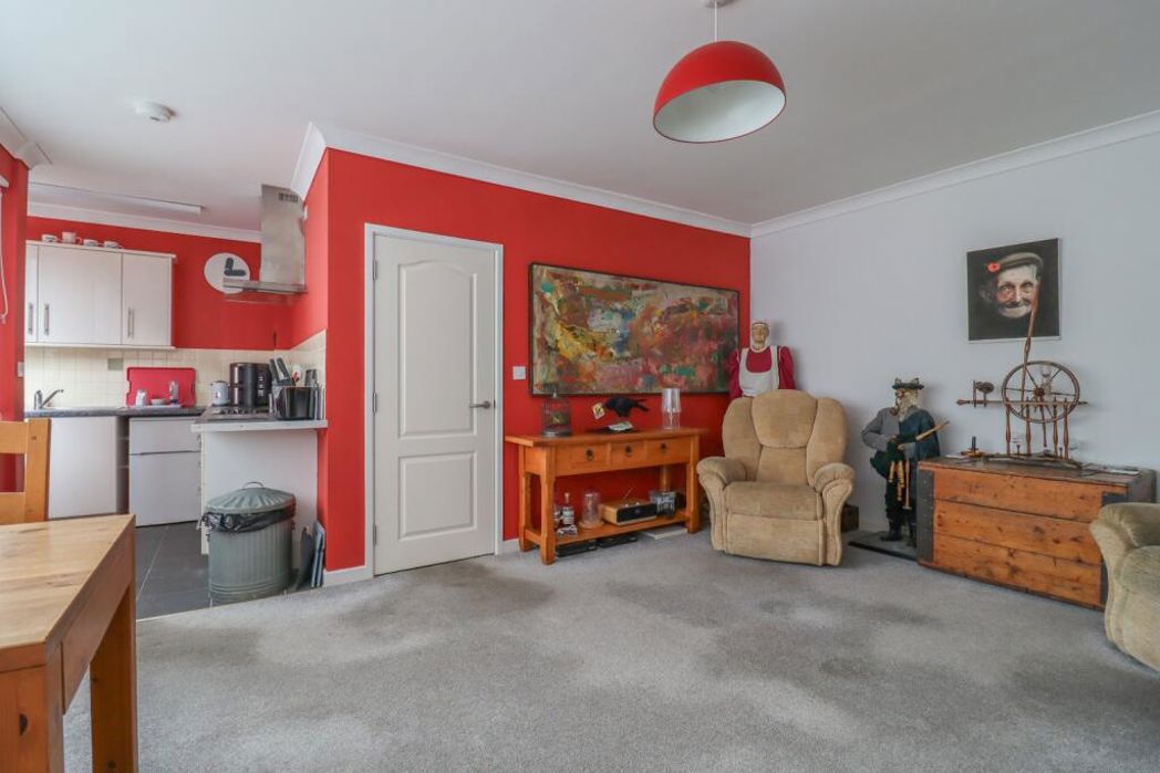 Property image 7 of 11
