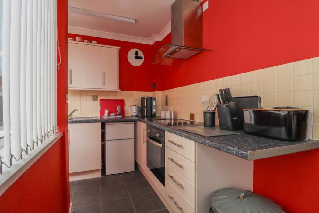 Property image 2 of 11