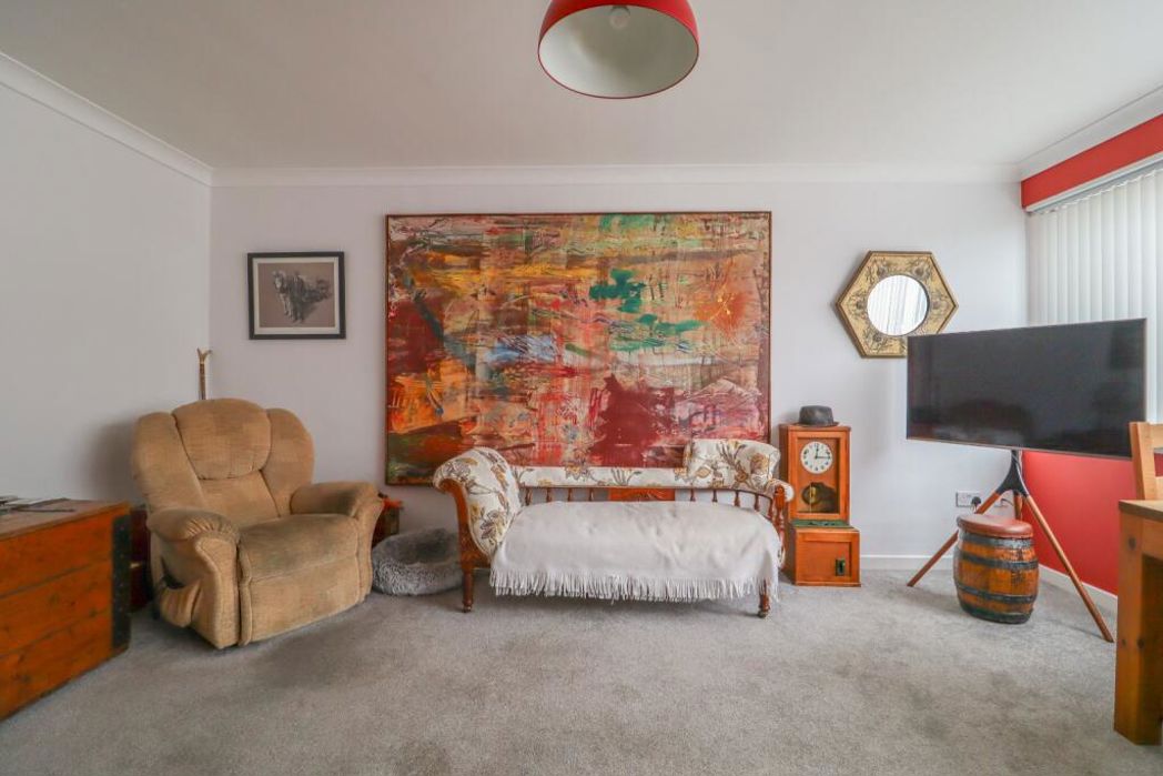 Property image 6 of 11