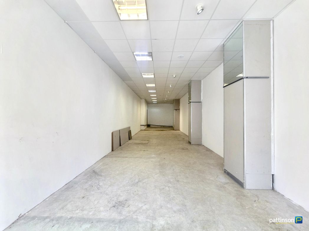 Property image 2 of 8