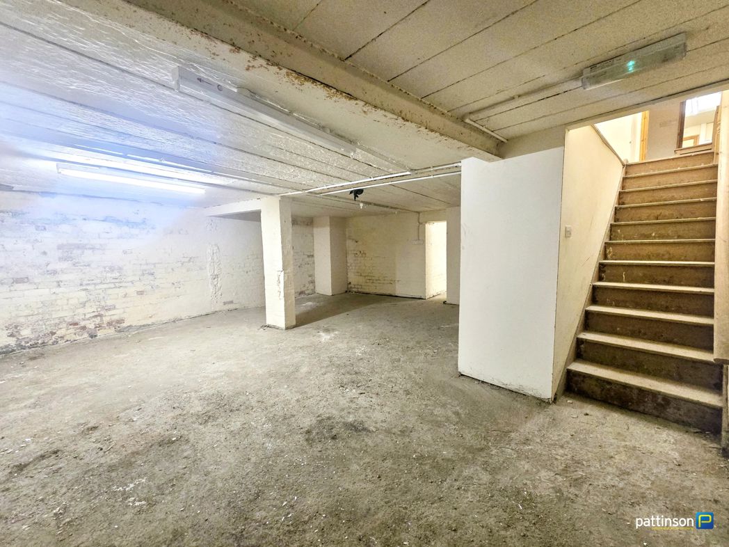 Property image 3 of 11