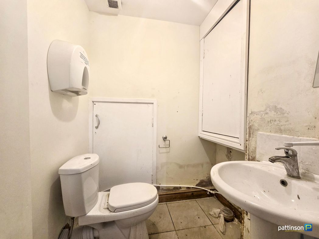 Property image 7 of 11