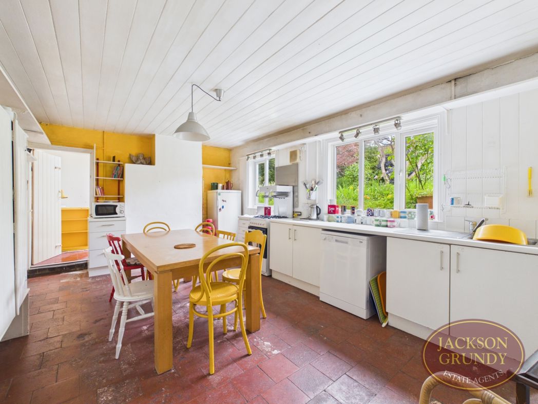 Property image 3 of 24
