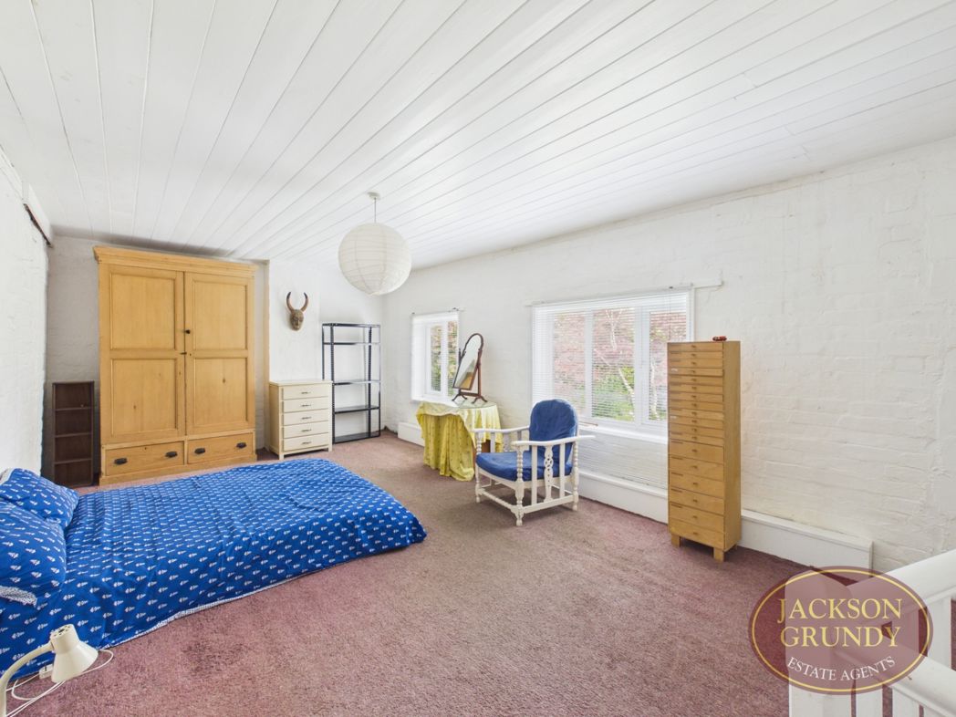 Property image 7 of 24