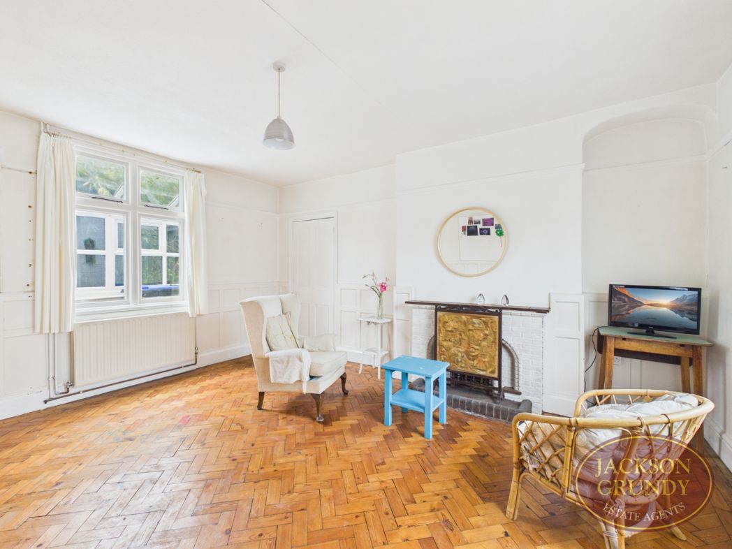 Property image 2 of 24
