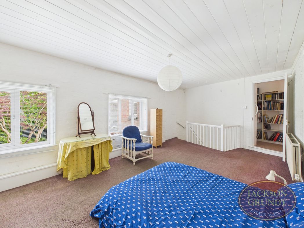 Property image 20 of 24