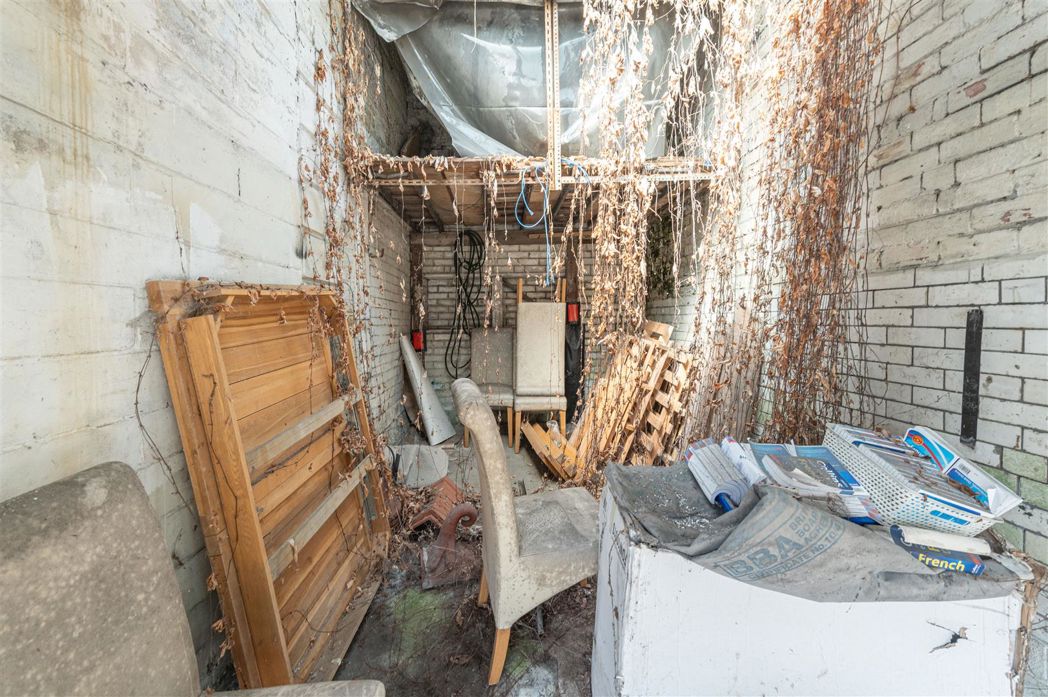Property image 7 of 9