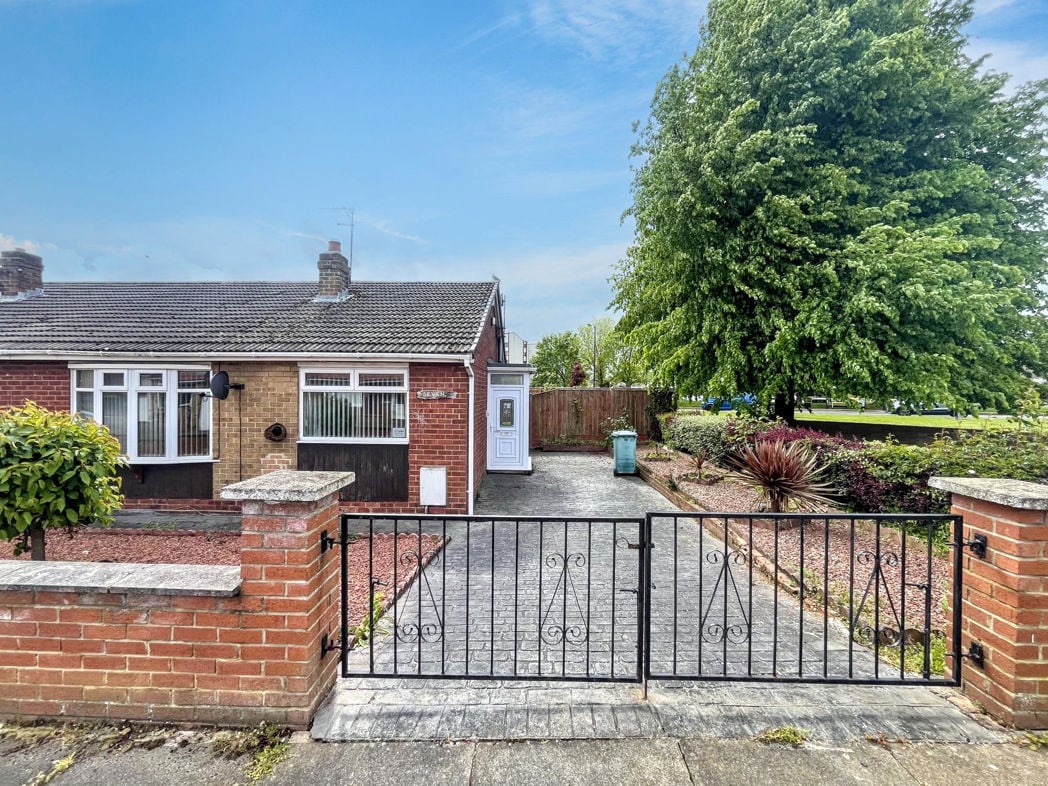 Property image 10 of 17