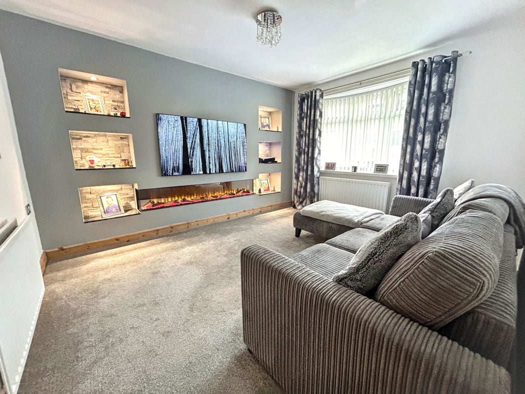 Property image 5 of 16