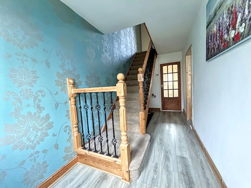 Property image 4 of 16