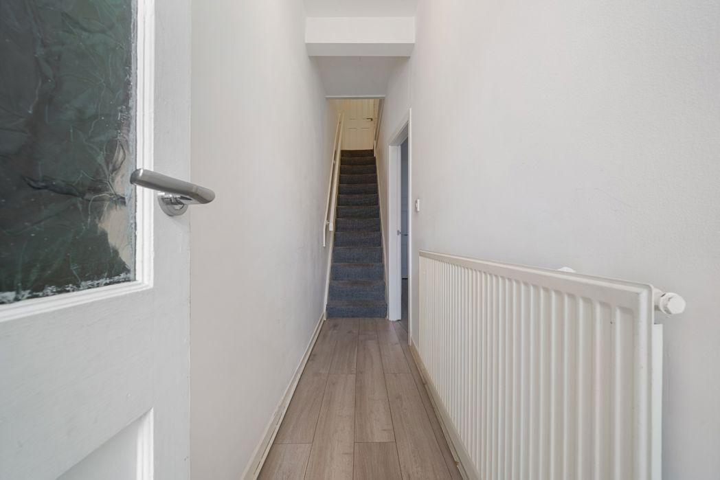 Property image 3 of 8