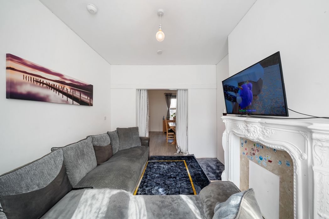 Property image 4 of 8
