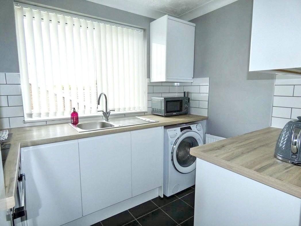 Property image 2 of 4
