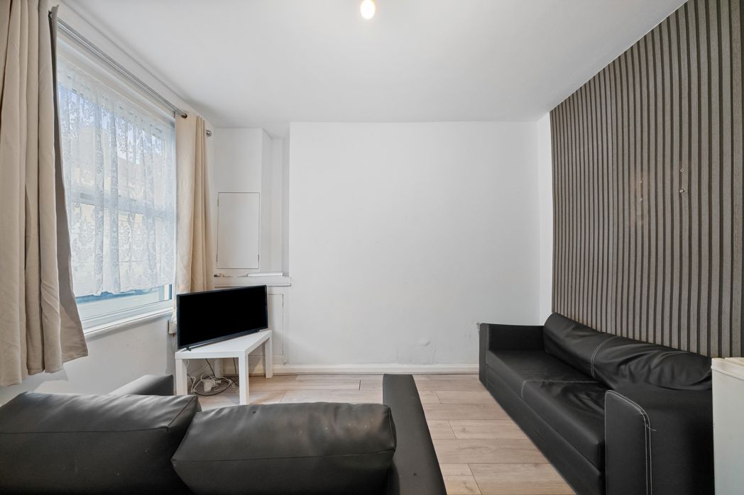Property image 6 of 11
