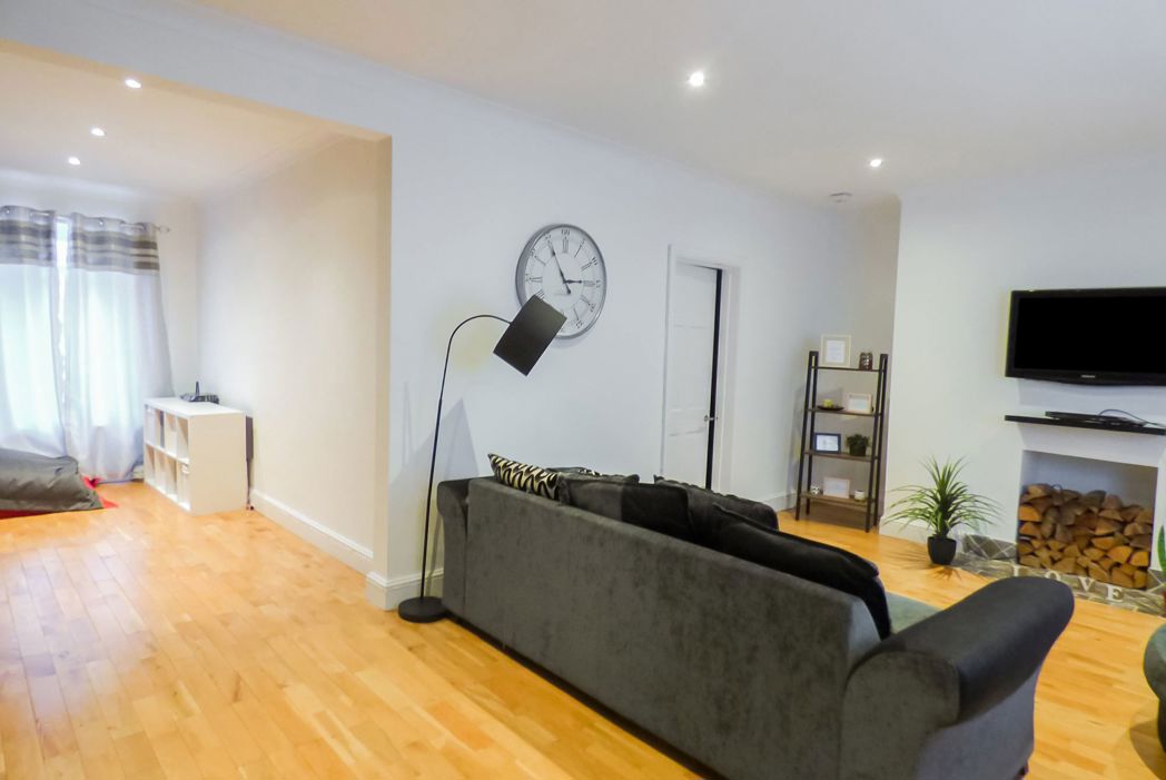 Property image 4 of 7