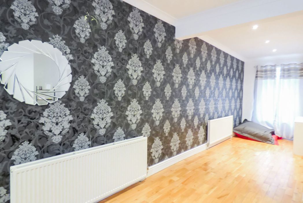 Property image 6 of 7