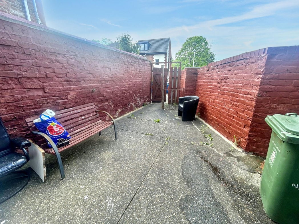 Property image 7 of 13