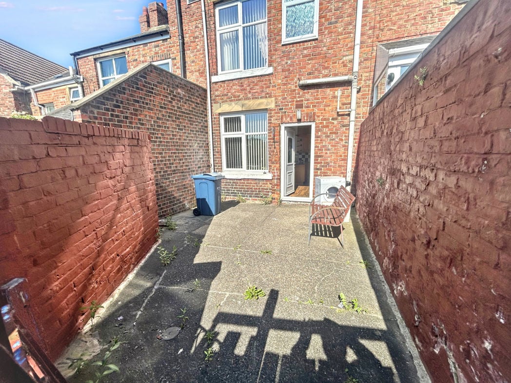 Property image 10 of 13