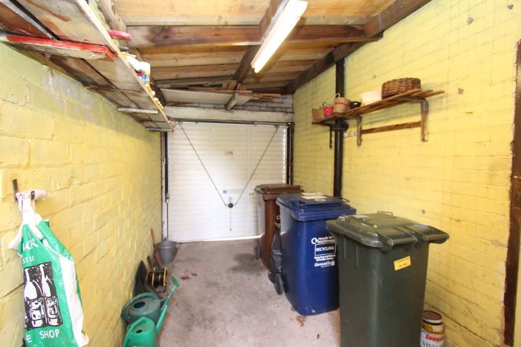 Property image 12 of 14