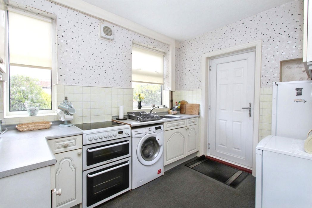 Property image 2 of 14