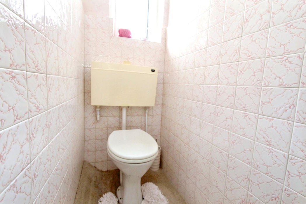 Property image 11 of 14