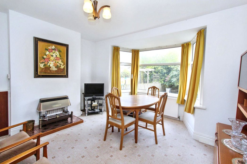 Property image 4 of 14