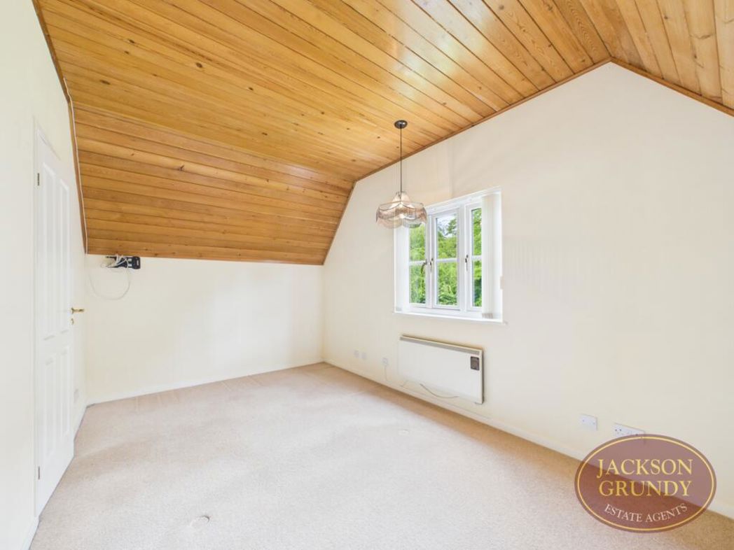 Property image 6 of 13