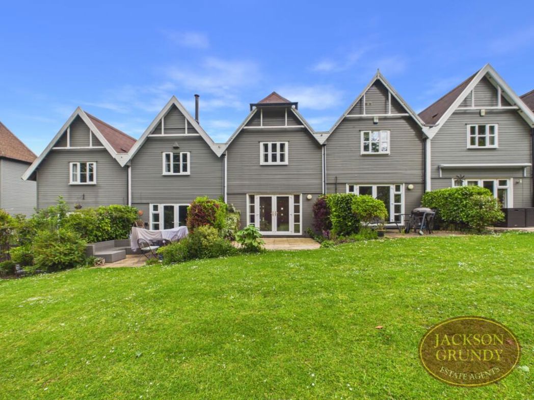 Property image 10 of 13