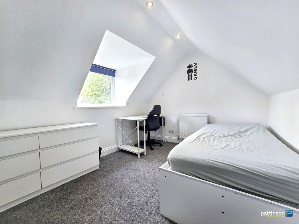 Property image 5 of 43