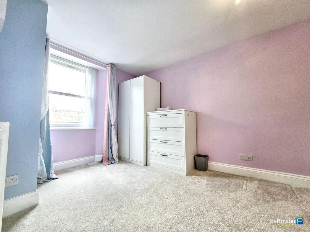 Property image 13 of 43