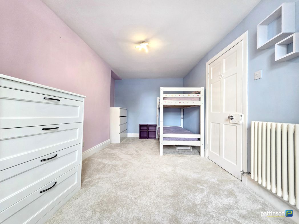 Property image 14 of 43