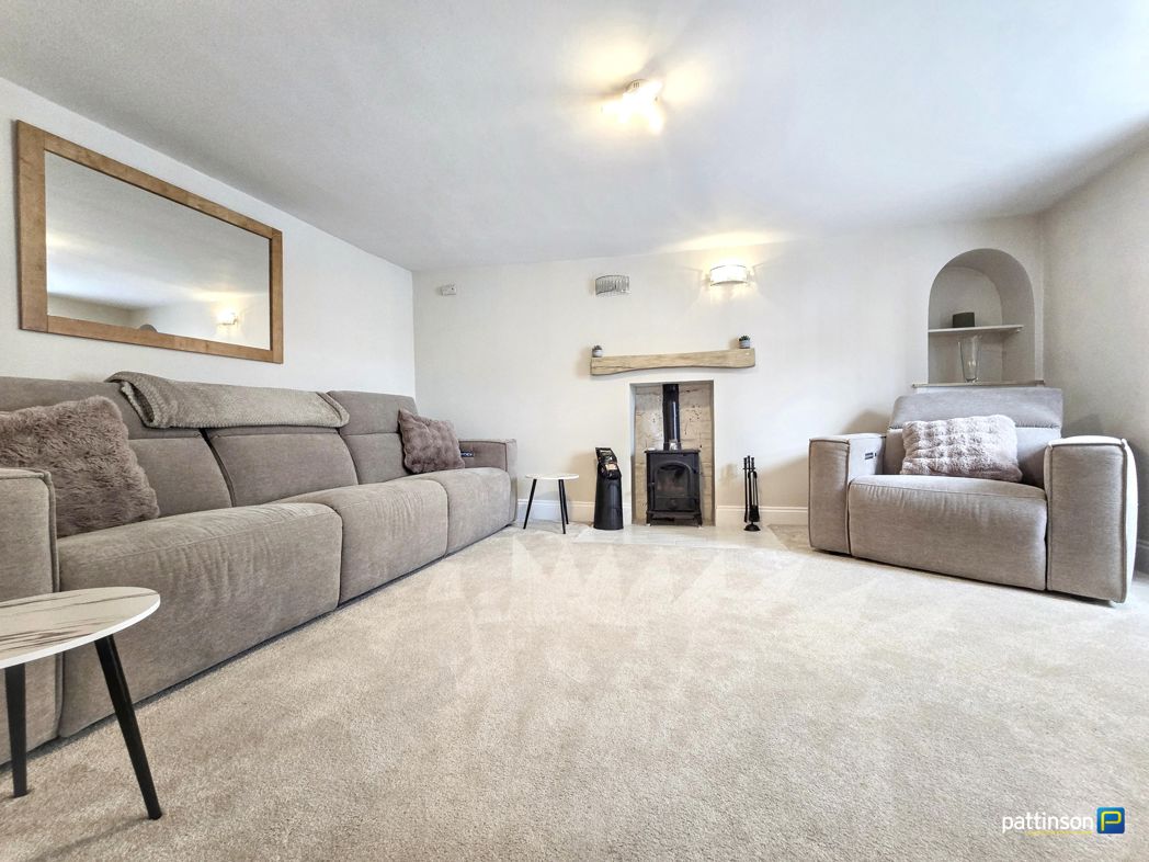 Property image 3 of 43
