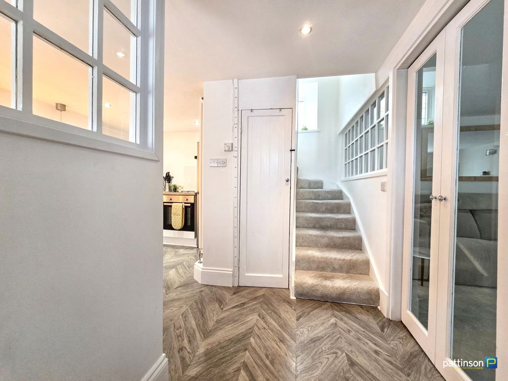 Property image 30 of 43