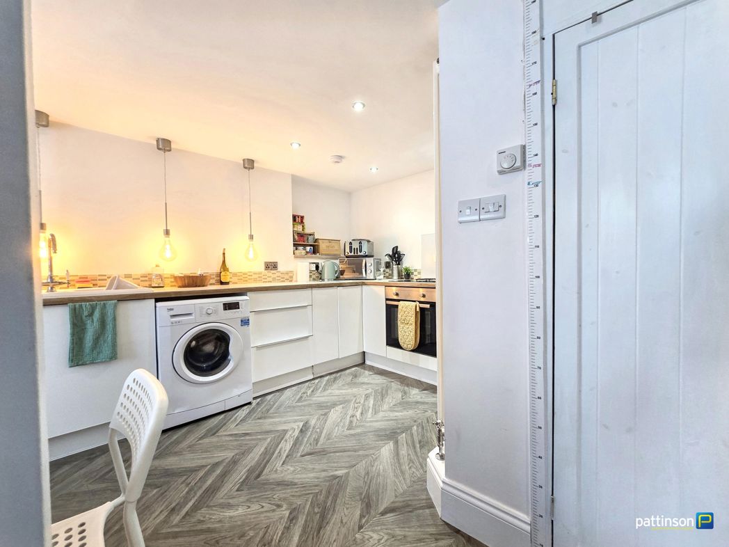 Property image 31 of 43