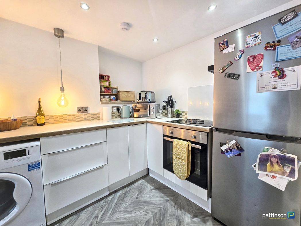 Property image 32 of 43