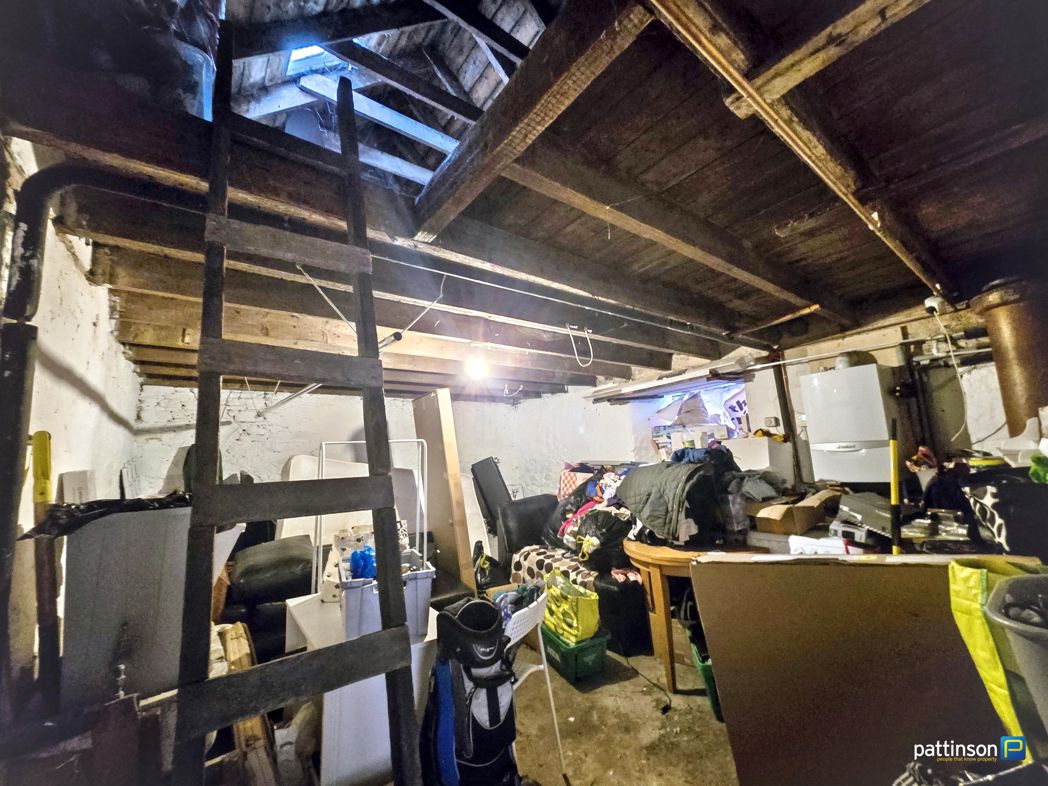 Property image 35 of 43