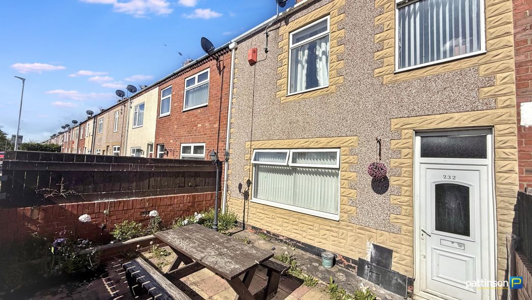 Property image 1 of 17