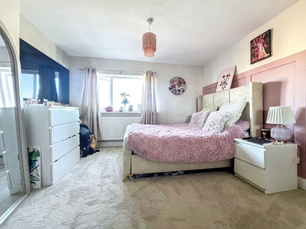 Property image 13 of 20