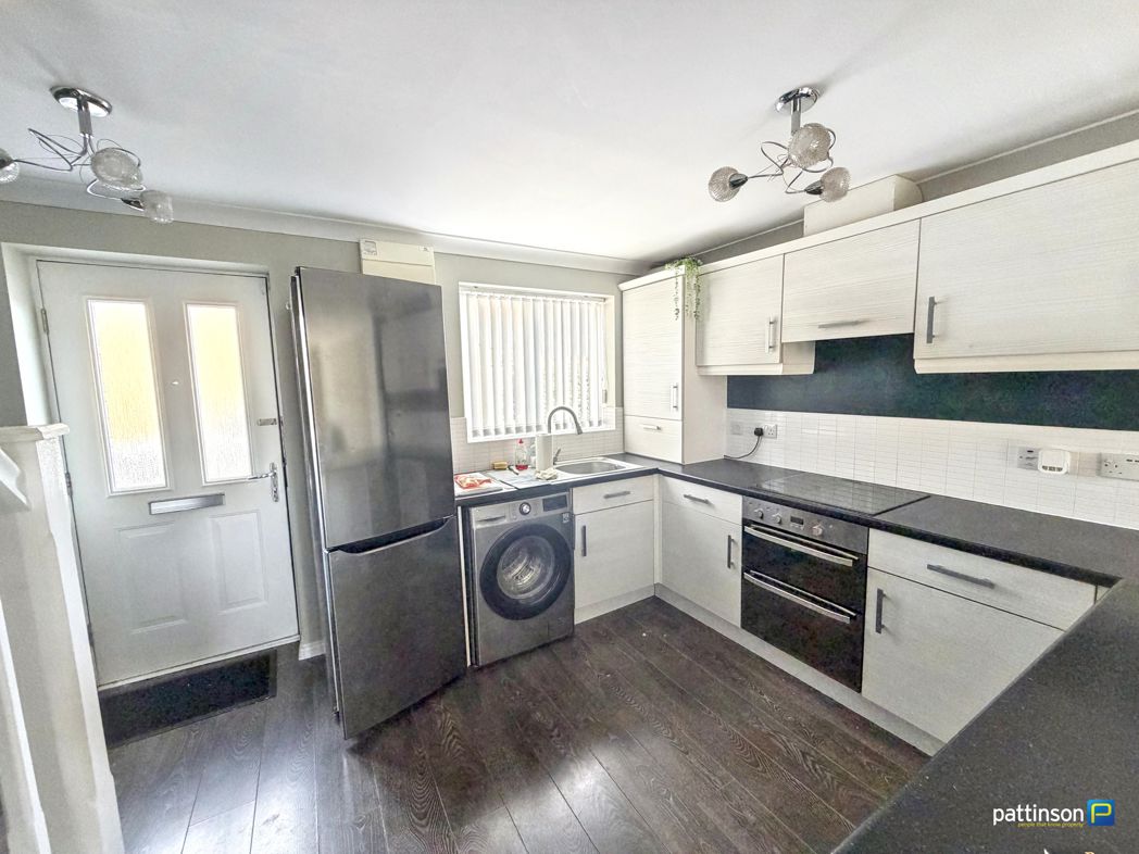 Kitchen/Lounge (Open plan layout
