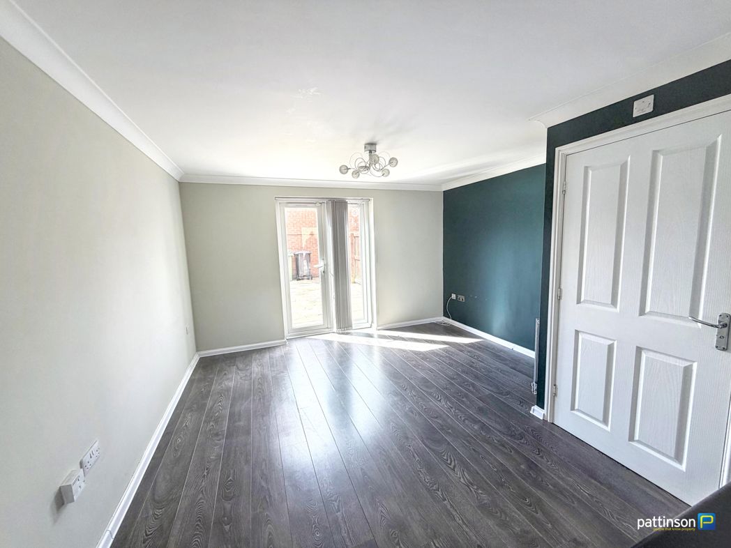 Property image 4 of 9