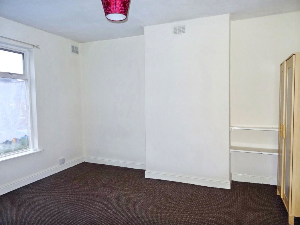 Property image 4 of 5