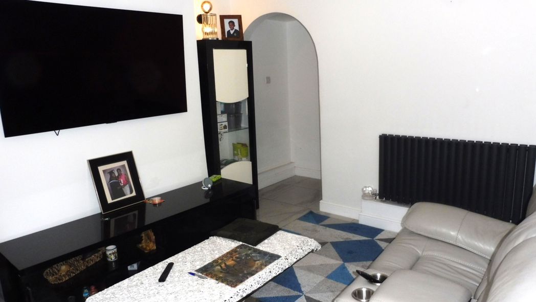 Property image 1 of 16
