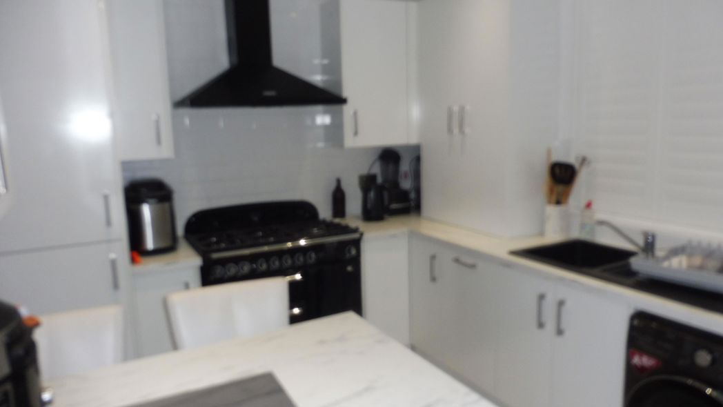 Property image 6 of 16