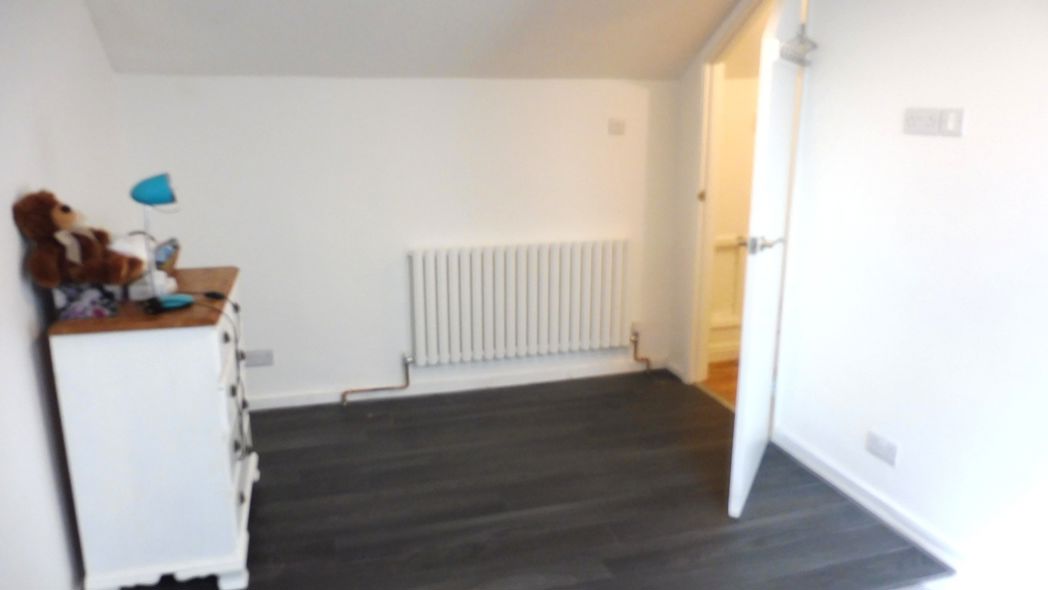 Property image 14 of 16