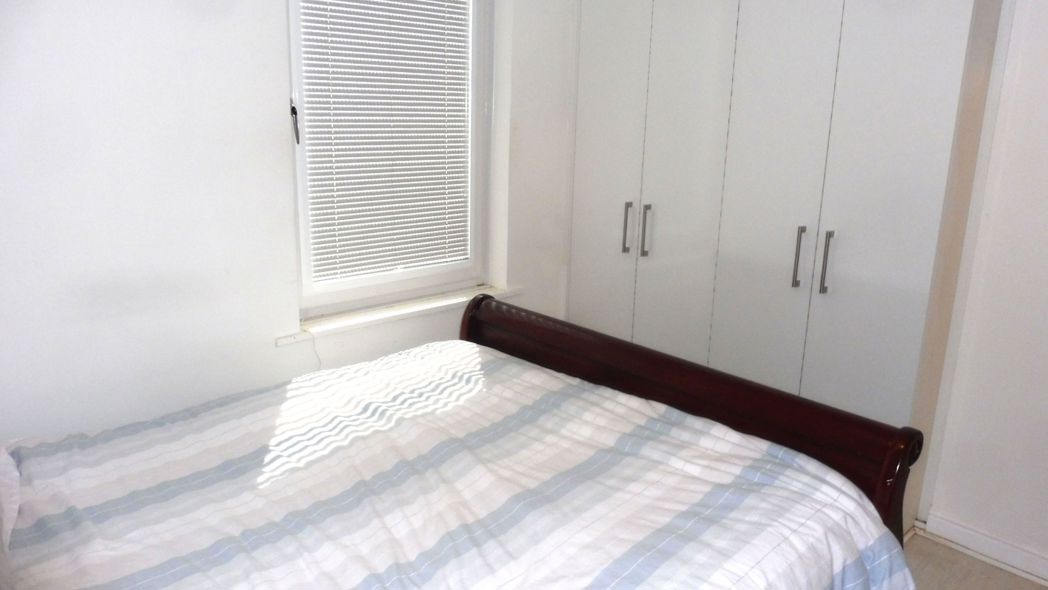 Property image 11 of 16