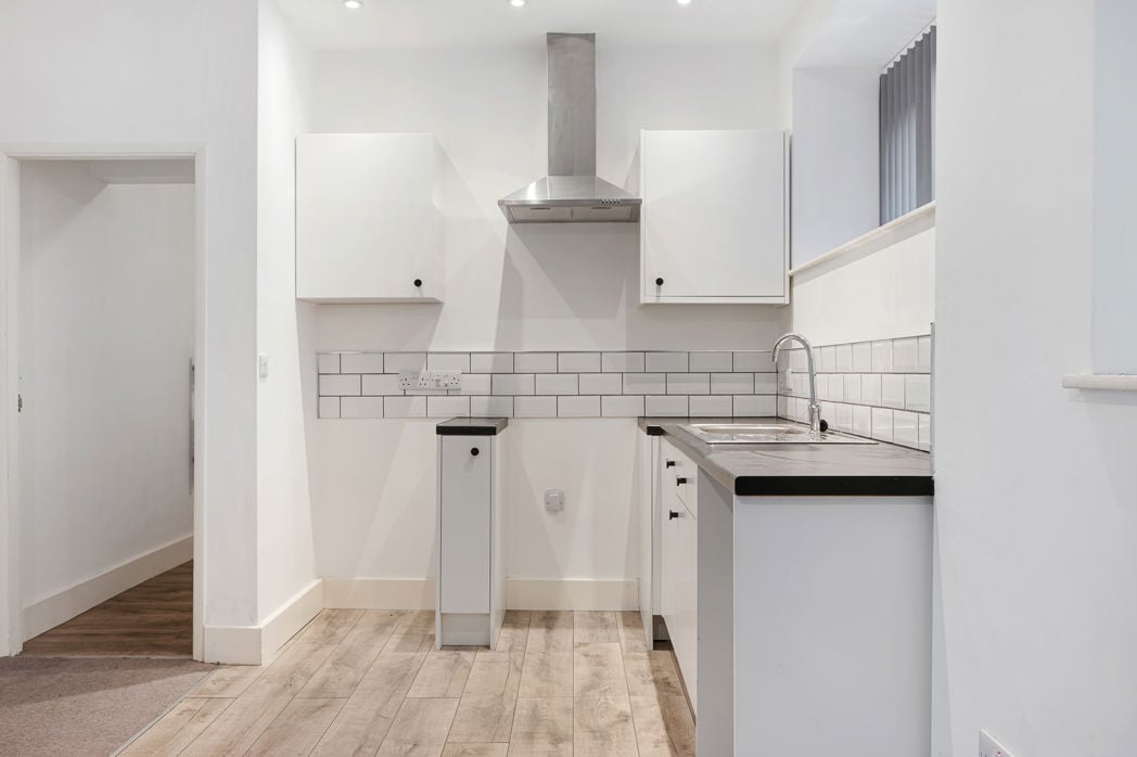 Property image 11 of 38