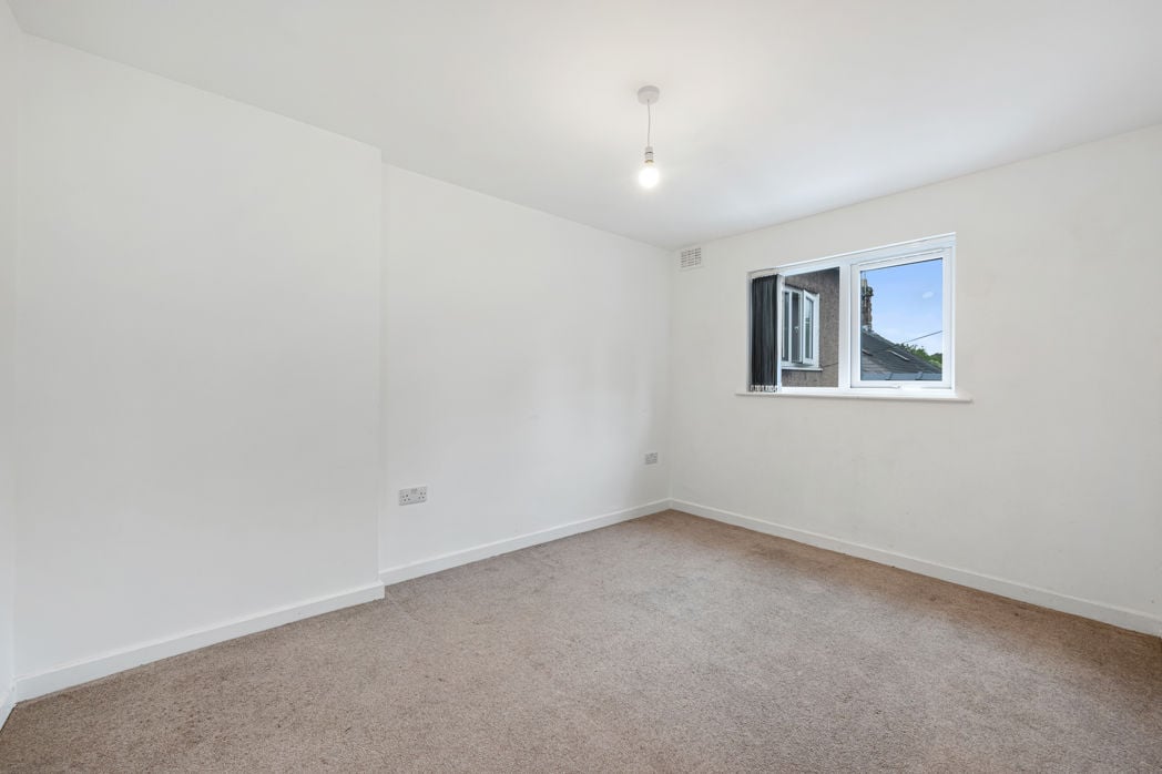 Property image 26 of 38